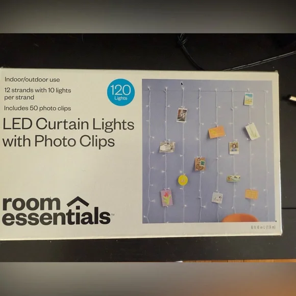 Room Essentials LED Curtain Lights with Photo Clips - White