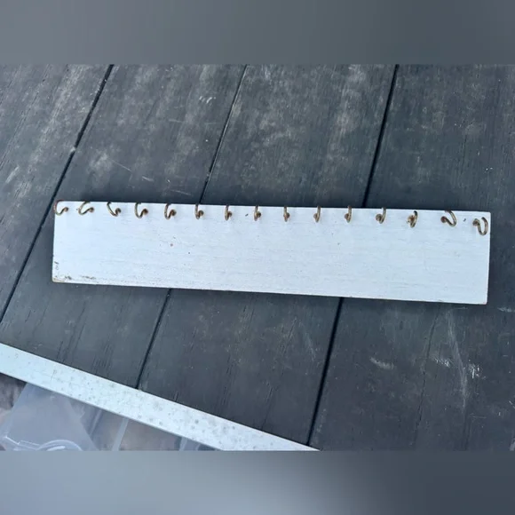 White Wall Small Shelf with Hooks