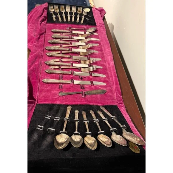 Oneida Community The Finest Silver‎ Plate Flatware Set ~ Floral Pattern ~ 27 Pc