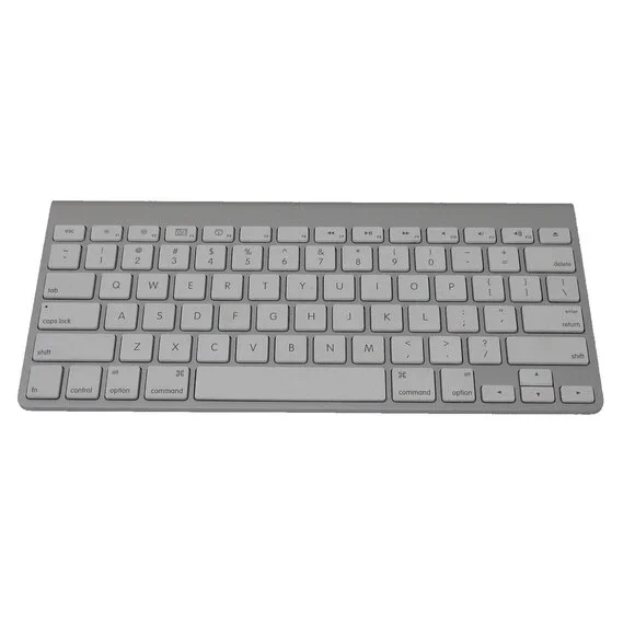 Apple A1314 Bluetooth Wireless Keyboard - Silver WORKS
