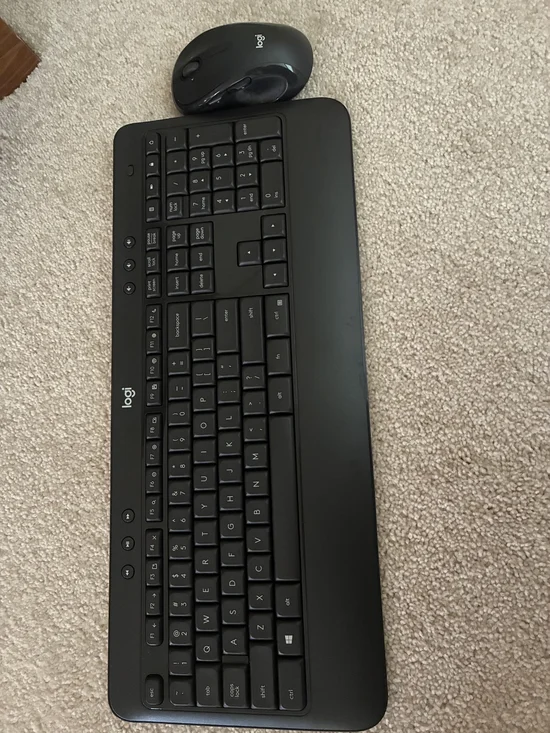 logitech Black Wireless Keyboard and Mouse Set-mk545
