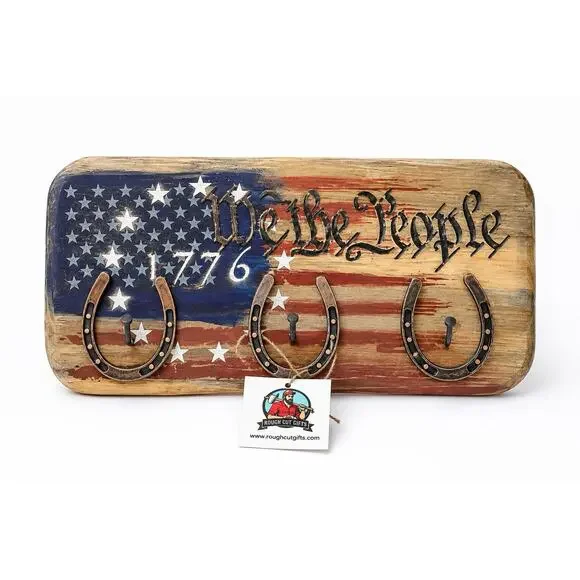 We The People Patriotic Horseshoe Key Holder Wall Rack USA Flag 1776 Rustic