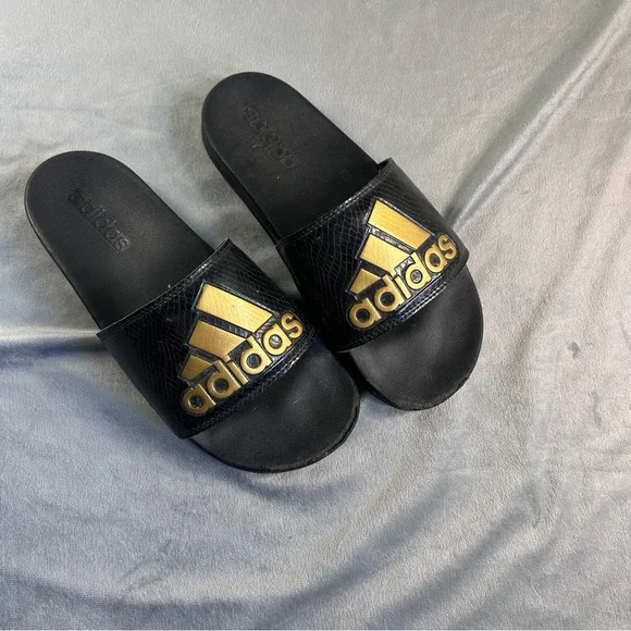 Adidas Slides Black/Gold Men's/boys size 7