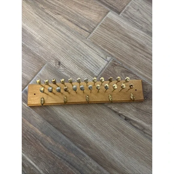 Vtg Wood Brass Golf Club Tie Rack Wall‎ Mount - 24 Tie & 5 Belt Hangers 14