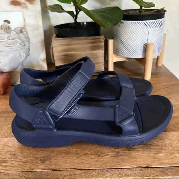 Teva Hurricane Unisex Sandal Blue Waterproof Size 11