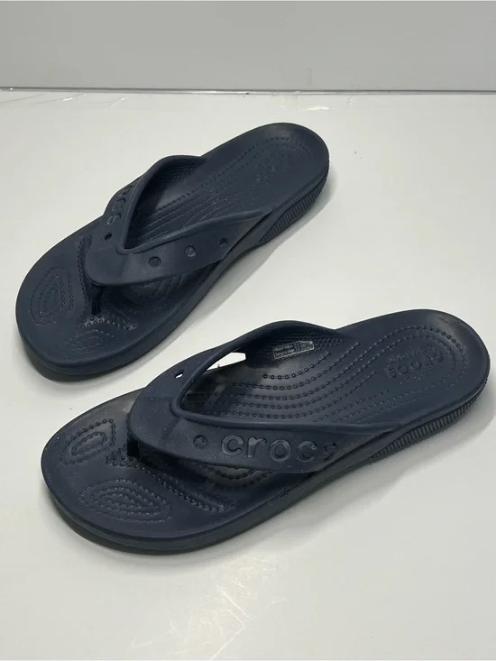 CROCS Men’s Size 6 Women’s Size 8 Navy Blue Waterproof Sandal Flip Flop