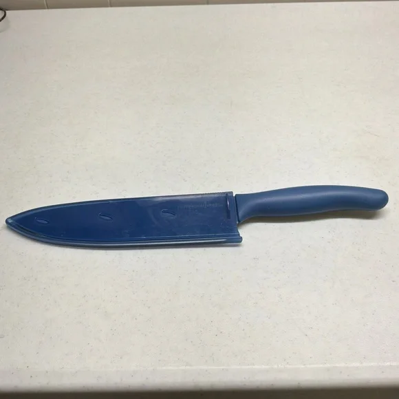 Pampered Chef Blue Coated Chef’s Knife 7