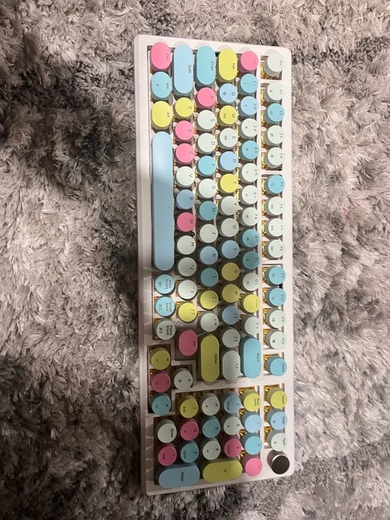 Pastel Round-Key Mechanical-Style Keyboard. Yellow switch with backlight. USB-c