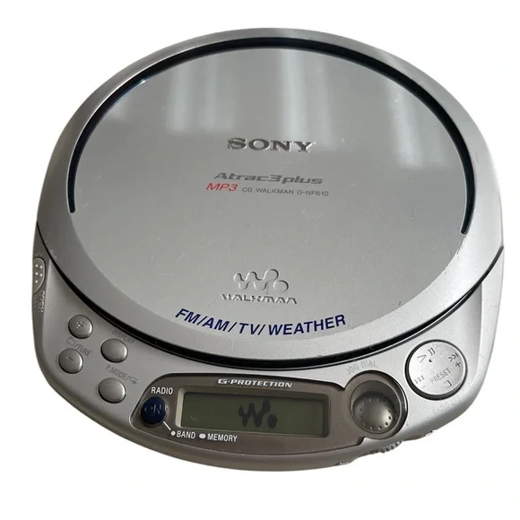 Sony Silver Walkman CD Player with FM/AM/TV