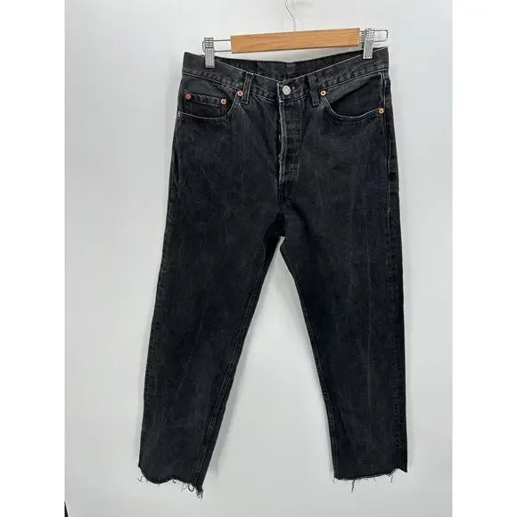 Vtg‎ Levi's 501 1980s Denim Jeans Men 30x31 Button Fly Raw Hem Made in USA #552