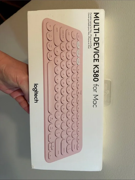 Logitech K380 Compact Bluetooth Wireless Keyboard in Soft Pink