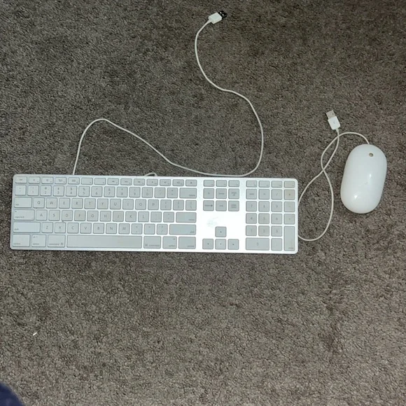 Apple White Keyboard & Mouse