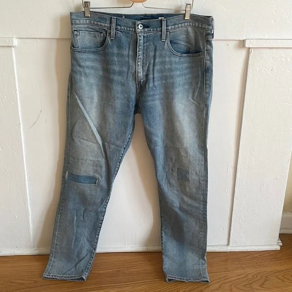 Levi’s Men’s Slim Taper Jeans