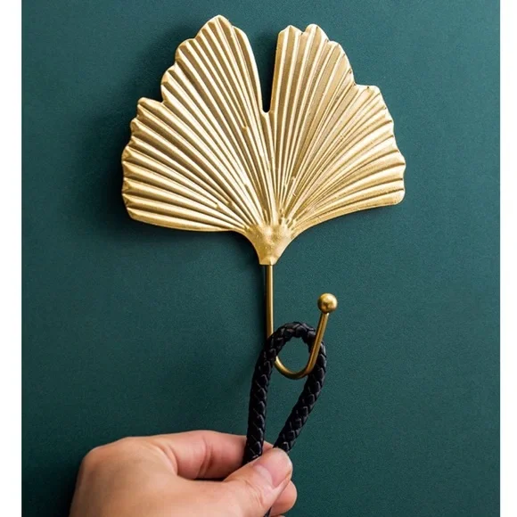 ✨3for$38 New 1 Piece Gingko Leaf Wall Hook | Home Decor Wall Accent Organizing