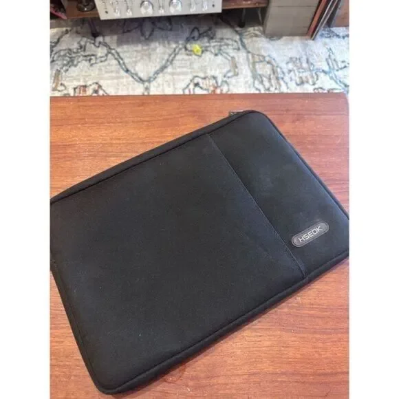 Soft Laptop Case with Zipper for Laptops 13'' - 14''