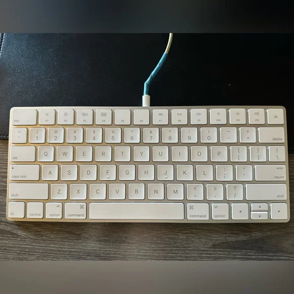 Magic Keyboard 1