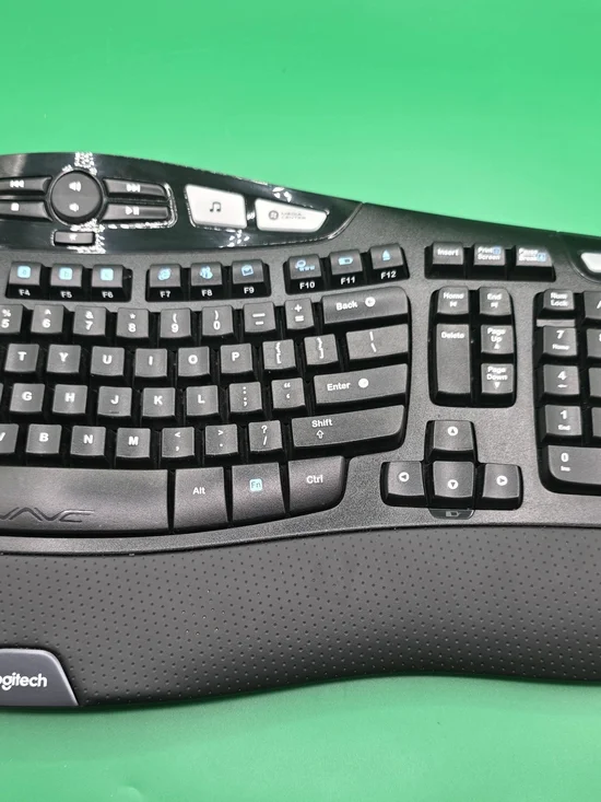Logitech K350 Wave Wireless Keyboard & M325 Mouse Combo