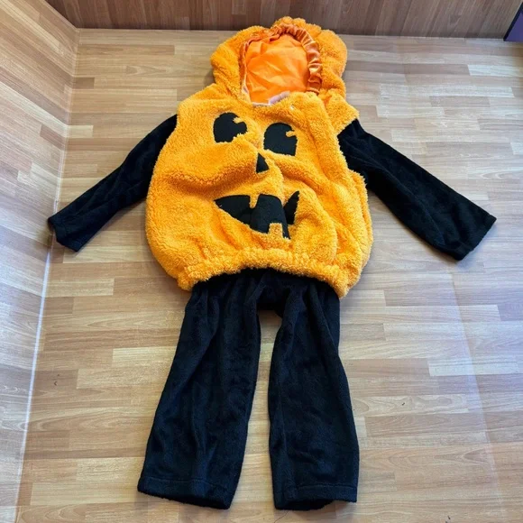 Pumpkin costume size 2t unisex baby toddler Halloween pumpkin costume