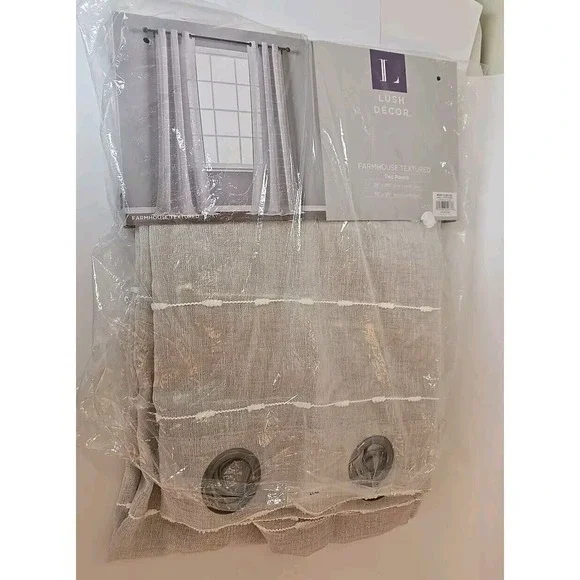 Farmhouse Textured Grommet Sheer 38