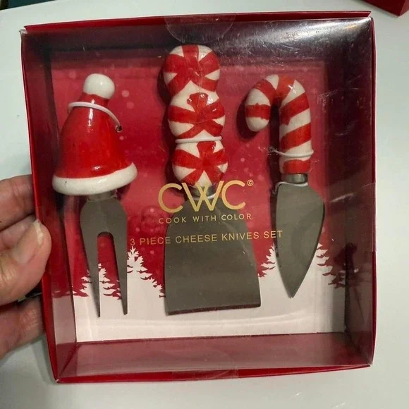 Festive CWC (Cook With Color) holiday‎ cheese knife set 🎄🧀Brand new in box!