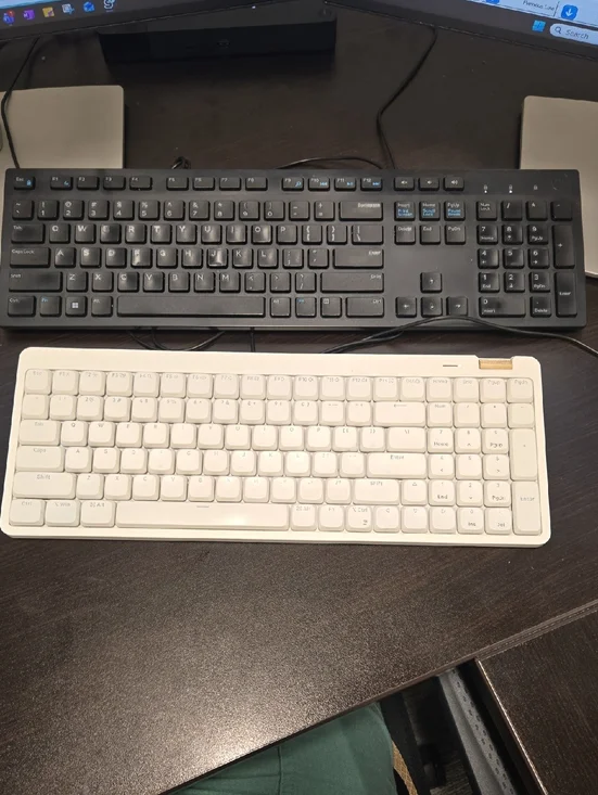 Lofree Compact White Wireless Keyboard – Slim Portable Typing Solution