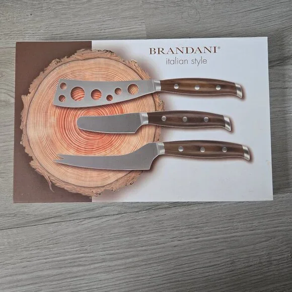 NIB - Italian Style Cheese Knives