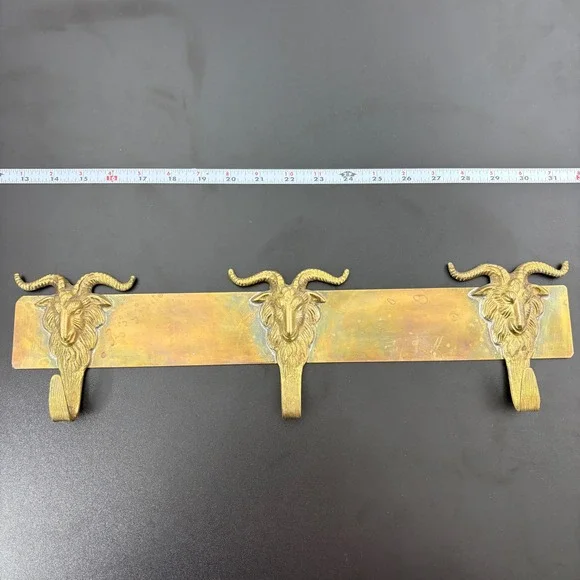 Pier 1 Vintage Brass Ram Goat Head Wall Hook Coat Rack 18.5