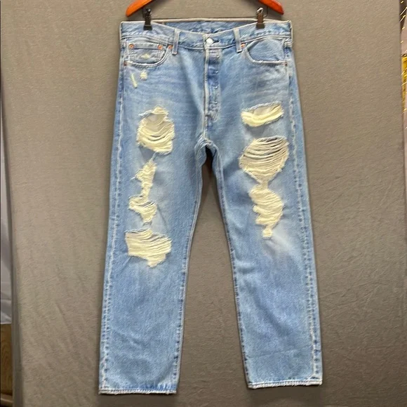 Levi's Relaxed‎ Blue Jeans with Vintage-Inspired Wash