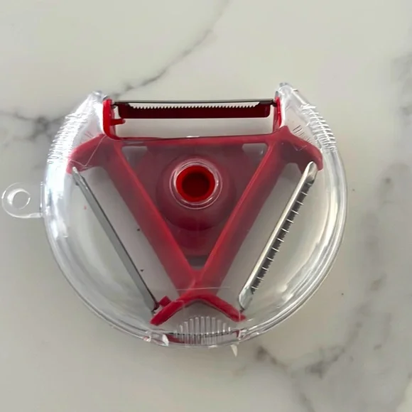 Vegetable Peeler