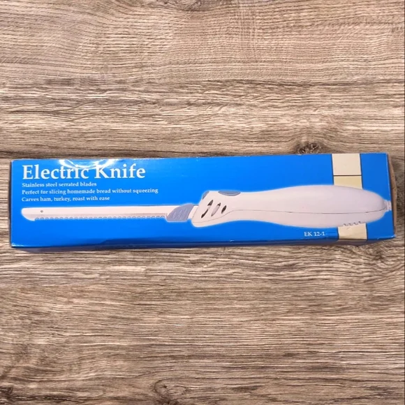 Source Unknown Electric Knife with Stainless Steel Blades - Blue and White