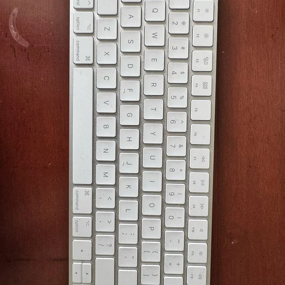Apple keyboard White Keyboard