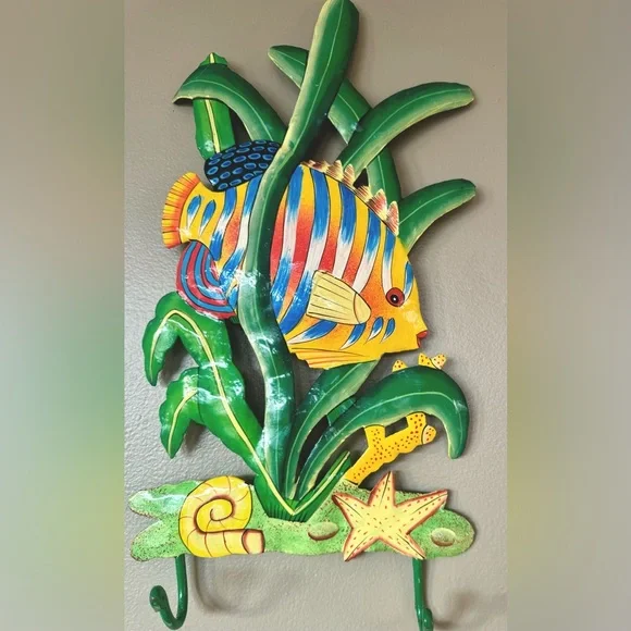 Handmade Hand Crafted Painted Costa Rica Fish Wall Art Home Decor Metal Rack
