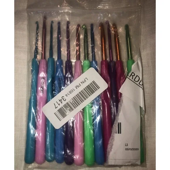 New Crochet Knitting Hook Set Of 12 Multi