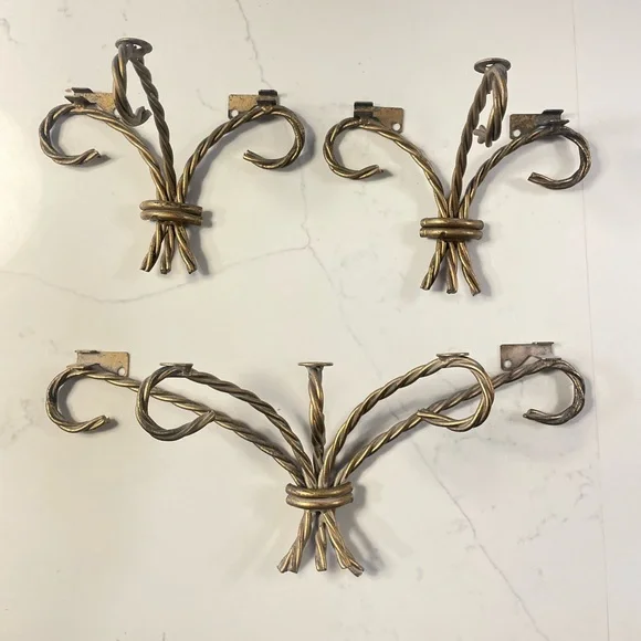 Vtg Gold/Brass Twisted Rope Metal Shelf Bracket Wall Decor Hollywood Regency