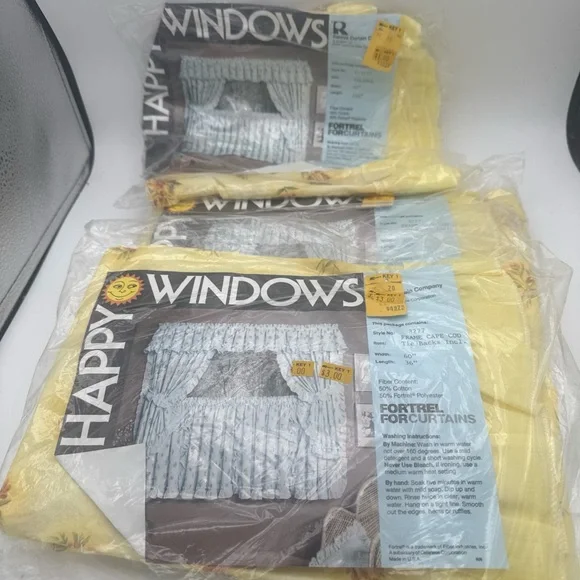 VTG Kmart Happy Window curtains “Abby Rose