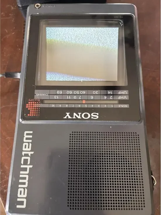 Vintage Sony Watchman Black Color 1987 FD-42A Works Great