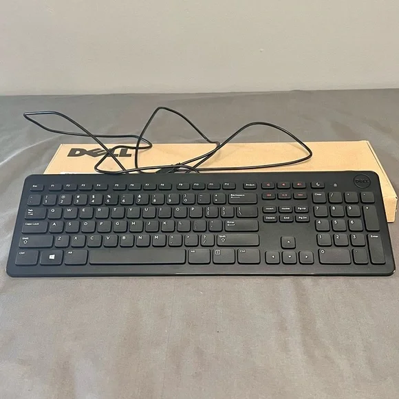 Brand New Dell Black Keyboard Model KB113p Slim French Canadian Multilingual