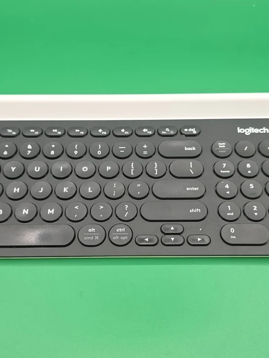 Logitech K780 Keyboard & M720 Triathlon Mouse