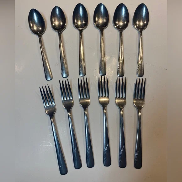 Vtg Oneida Flatware Forks Spoons Lot Of 12 Cutlery