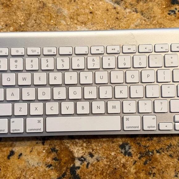 Apple Silver and White Compact Wireless Keyboard with Mac Command Keys