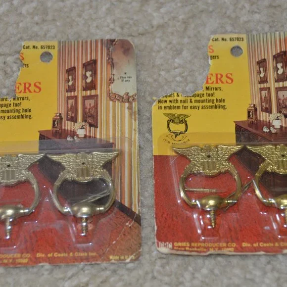2 SETS GRIES REPRODUCERS EAGLE COLONIAL PICTURE MIRROR PLAQUE DECOUPAGE Hangers