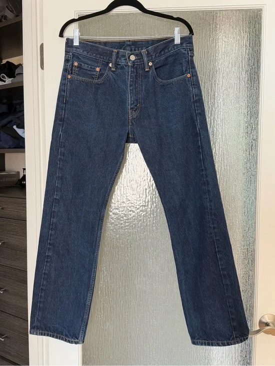 Levi’s 505 31x30 dark wash cut week 2014. 100% cotton. No stretch.