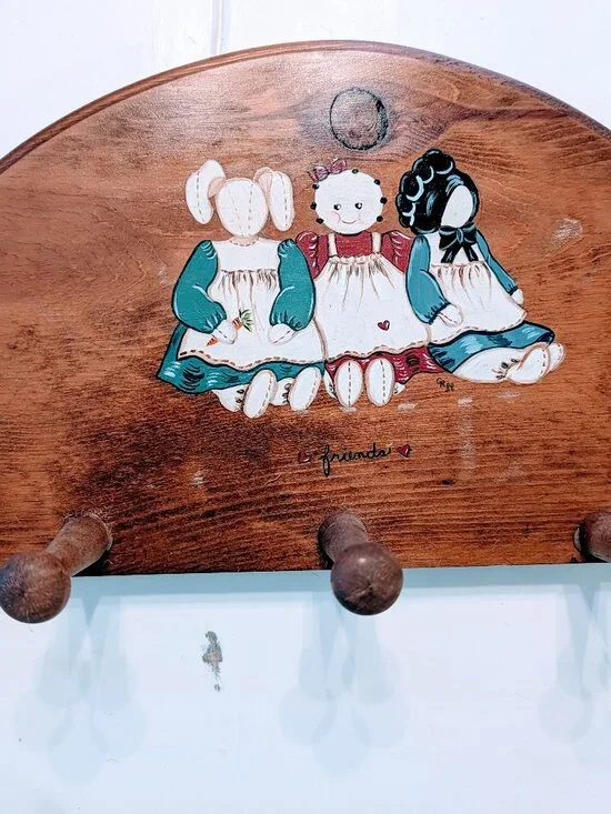 VTG Wooden Wall Key Coat Hanger 