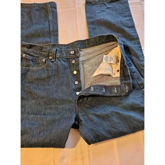 Vtg Levi's 501XX‎ Button Fly Straight Jeans Men's 34 x 33 (tag 36x34)