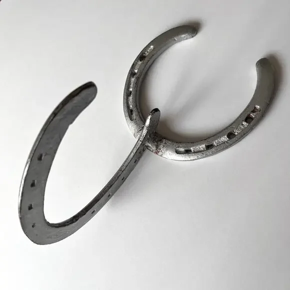 Vintage Horseshoe Wall Coat Hook Tack Holder Wreath Hook Rustic Country Cabin