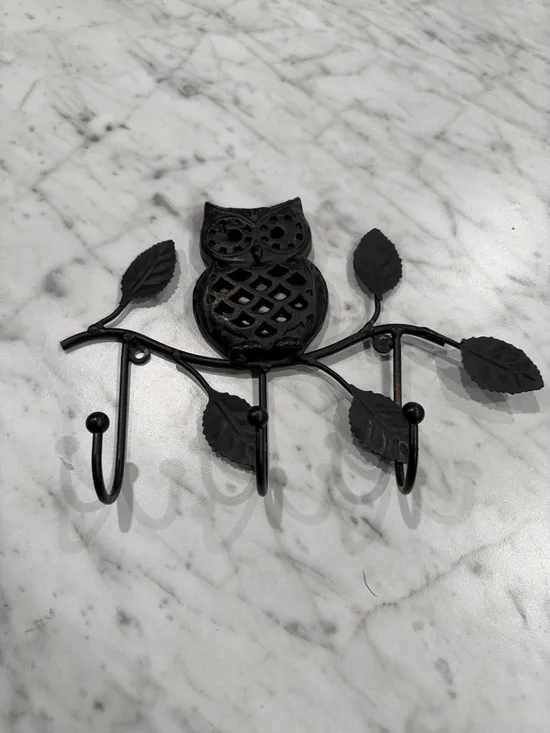 Black Owl Cast Iron Wall Hook Rack - Decorative 3-Hook Coat Hanger