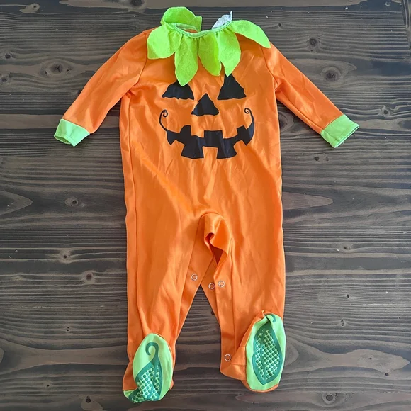 Baby Pumpkin Halloween Costume 6-12M Orange Footed Jumpsuit