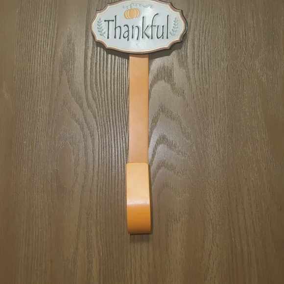 Thankful Wreath Hanger in Orange