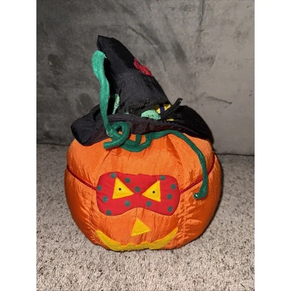Masked Nylon Stuffed Jack O Lantern Pumpkin w/ Witch‎ Hat and Spider 1995