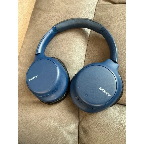 Sony WH-CH710N Wireless Noise Cancelling Over-Ear Headphones Blue WHCH710N/L